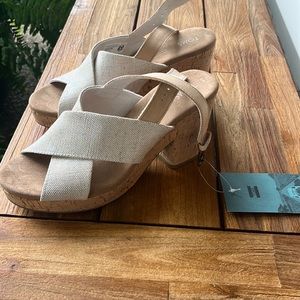 Toms Ibiza sandals, NEW WITH TAGS